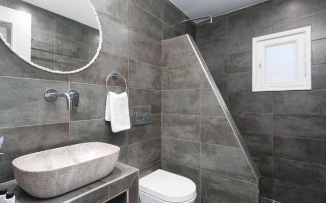 Red beach Harmony Suites Stone house