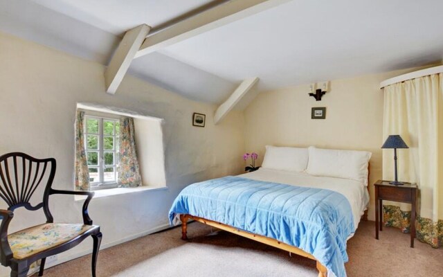 Beautiful Holiday Home in Milltown With Garden