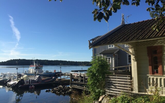 Hostel Lotsen