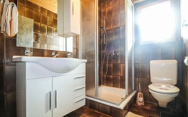 Stunning Apartment in Dalaas With 1 Bedrooms and Wifi