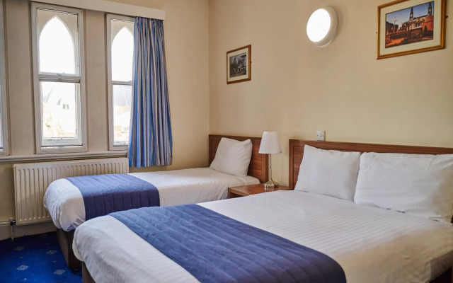 Discovery Inn Hotel