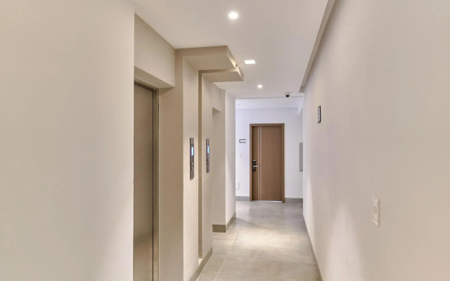 Brickell Apart Hotel