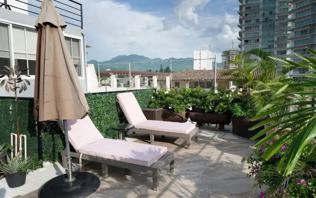 2Br Beach-near Suite Escape