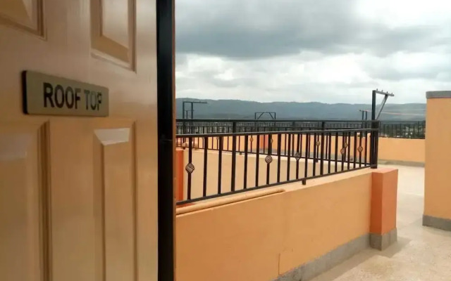 Kiandani Hotel