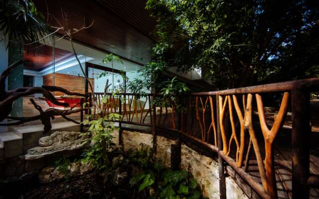 Peaceful Brand New 3BR by Happy Address