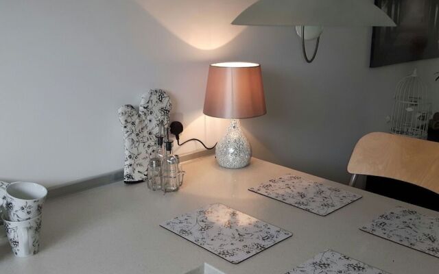 Radyr Place Apartments by Cardiff Holiday Homes