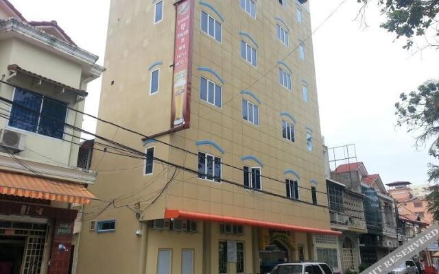 New Castle Hotel 2