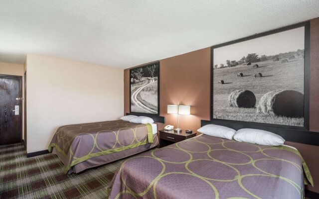 Super 8 Campbellsville KY