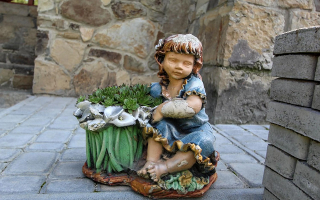 Котедж "Райський куточок"