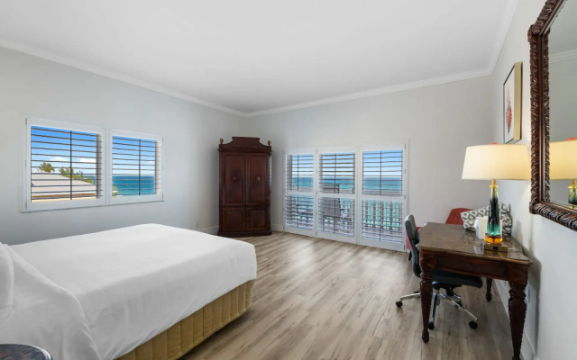Best Western Beachcomber Hotel