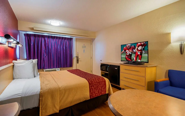 Red Roof Inn Dallas - DFW Airport North