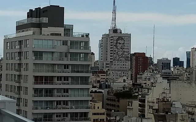 Independencia 1302 9C by HB