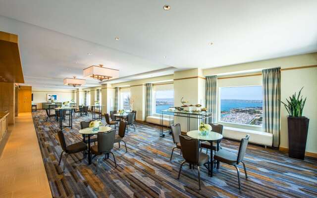 Hilton San Diego Bayfront