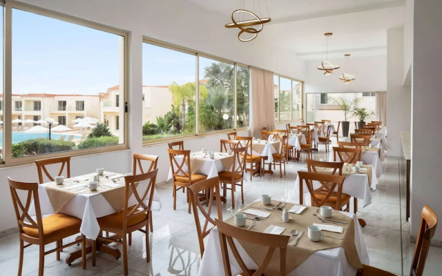 Freij Beach Hotel & Resort