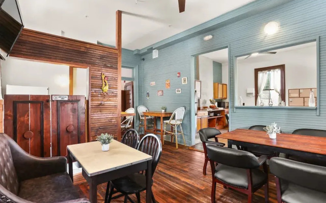 Site 61 Guesthouse