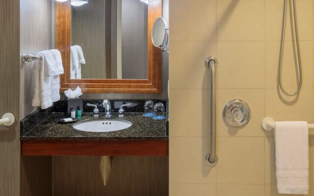 The Plaza Hotel Columbus at Capital Square