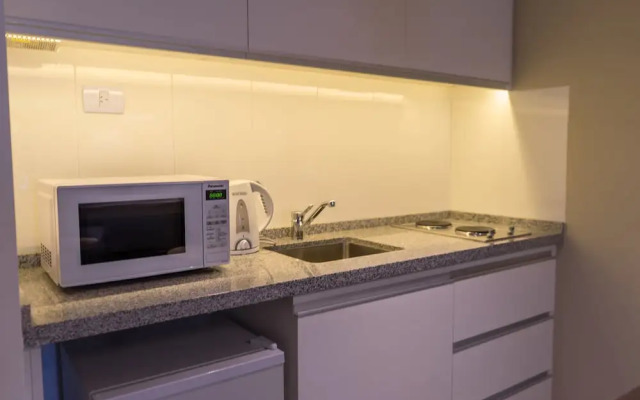 Olmos Suites