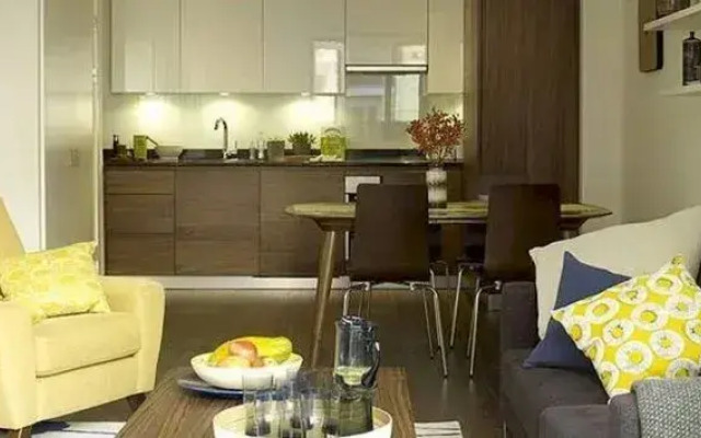 Bridgestreet Stratford City