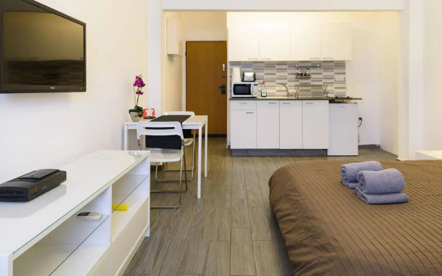 Frishman Apartments
