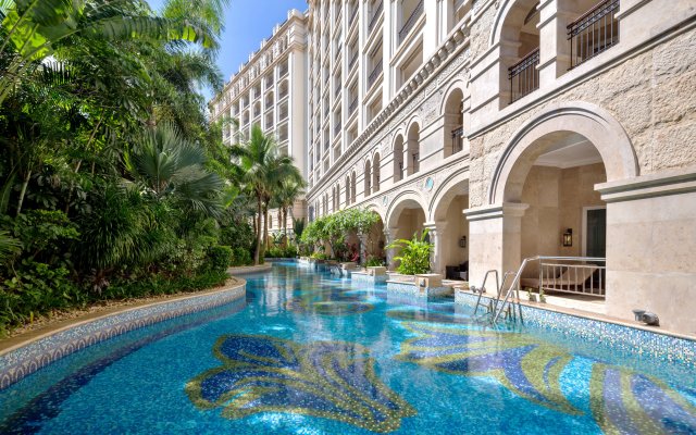 Crowne Plaza Resort Sanya Bay by IHG