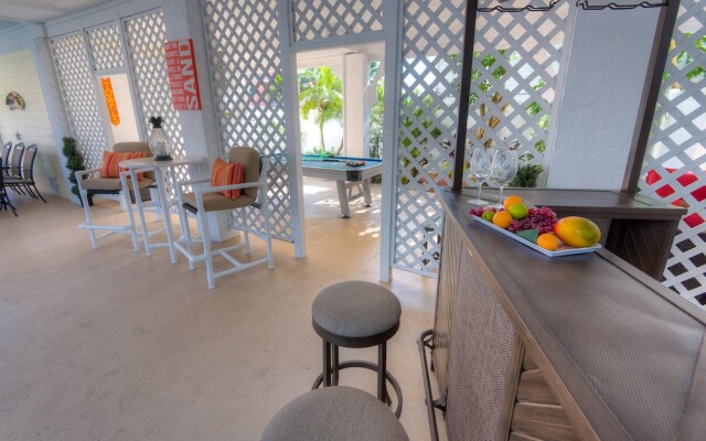 Pineapple Key Apartment 4