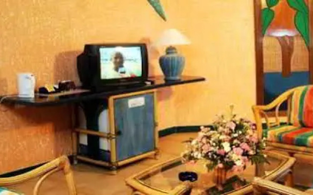 The Beach Comber Hotel & Resort