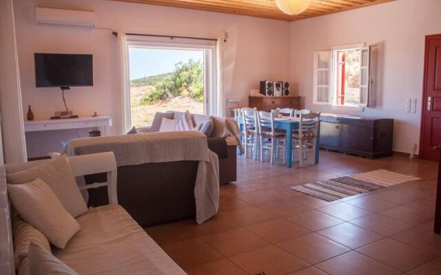 Secluded 3 BR House 5 mins from Kapsali