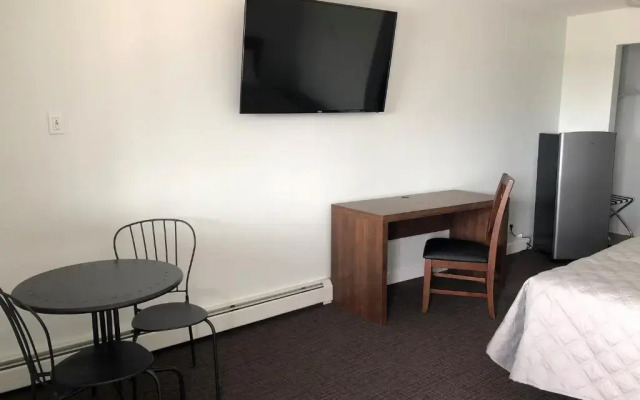 Onoway Inn And Suites