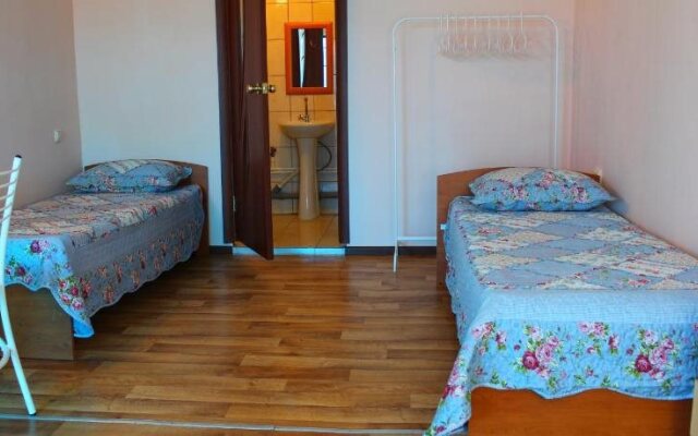 U Azovskovo Morya Mini-hotel