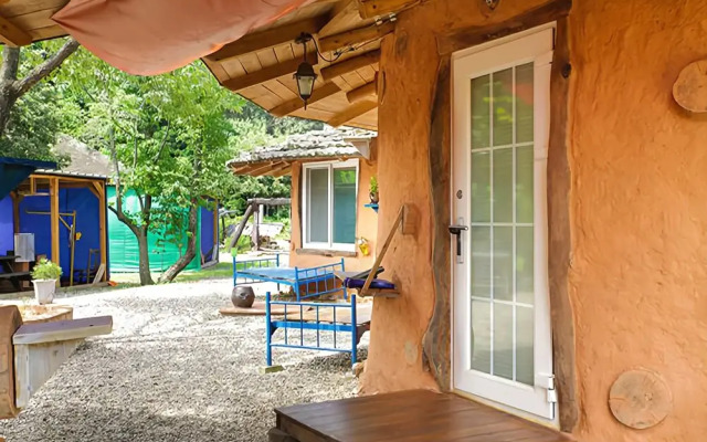 Yangpyeong Natural Clay House Pension