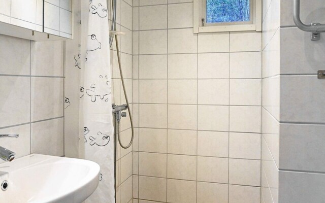 6 Person Holiday Home in Skärhamn