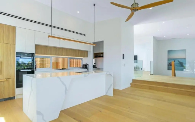 Magnificent views on Arkana, Noosa Heads