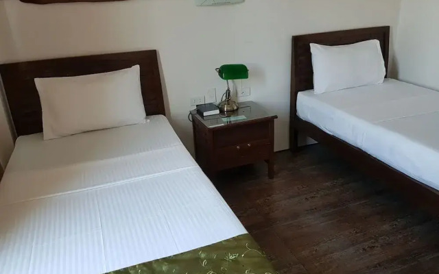 GAP Plaza Hotel