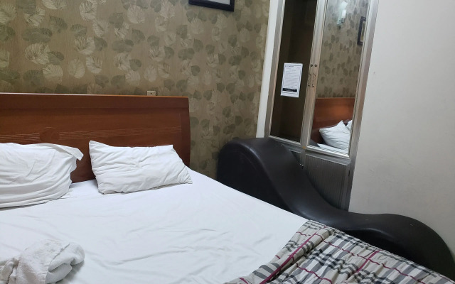 Nhu Huynh Hotel