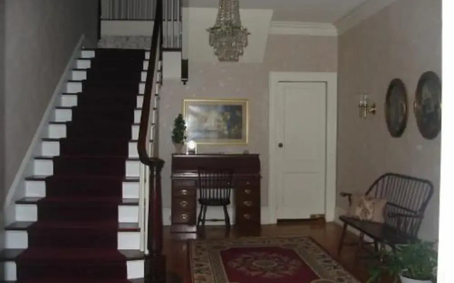 Mountain Laurel Bed & Breakfast