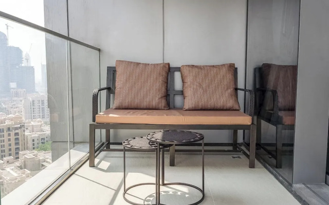 Direct Dubai Mall Access Downtown Boulev