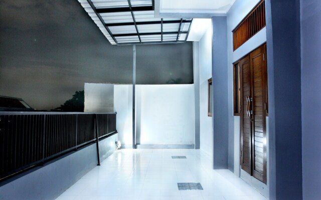 OYO 121 Ayub Residence Syariah