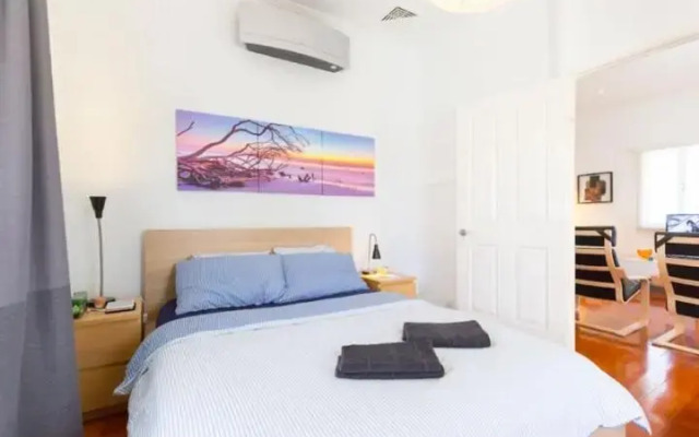 Sunny Home - near West End Cafe's, South Bank & City