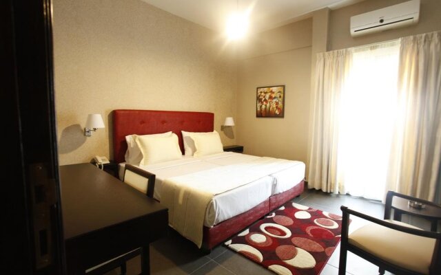 Al Jamila Suites