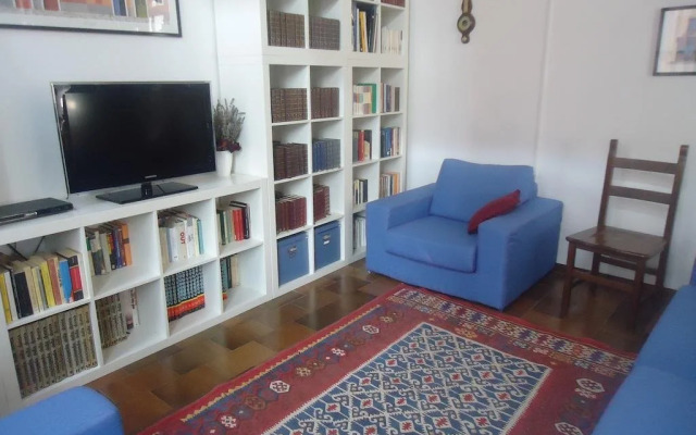 Protezione Della Giovane