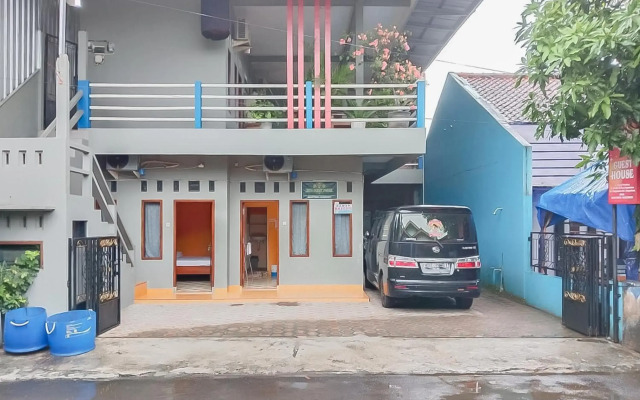 OYO 1145 Rita Guesthouse