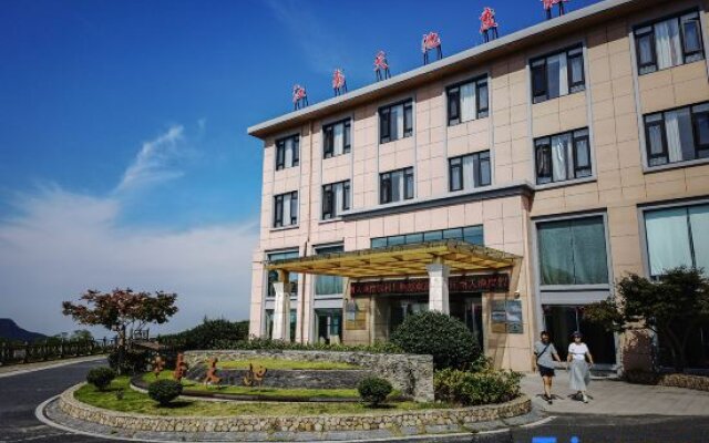 Anji Jiangnan Tianchi Resort