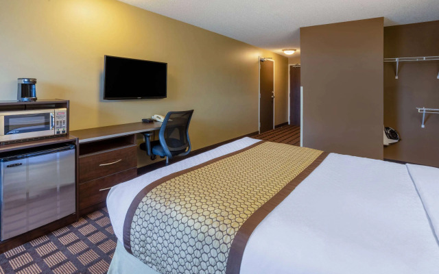 Microtel Inn & Suites by Wyndham Timmins