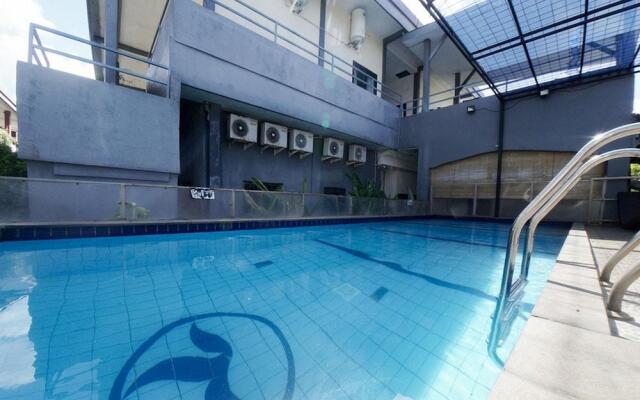 RedDoorz @ Rabasta Kuta Residence