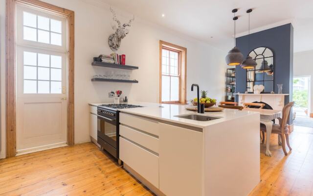 Sydney Green Point Villa