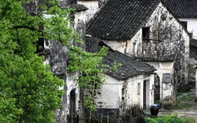 Wuyuan Zhonghan Inn