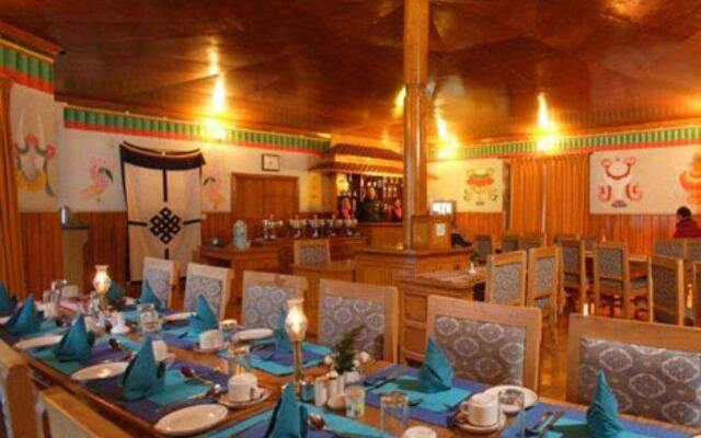Mountain Lodges of Nepal - Thame