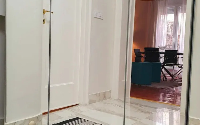 Srecko Centar Apartment