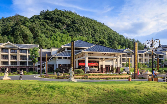 LN Dongfang Hot Spring Resort