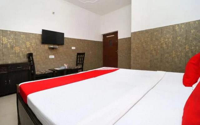OYO Flagship 18943 Hotel Punjab Residency